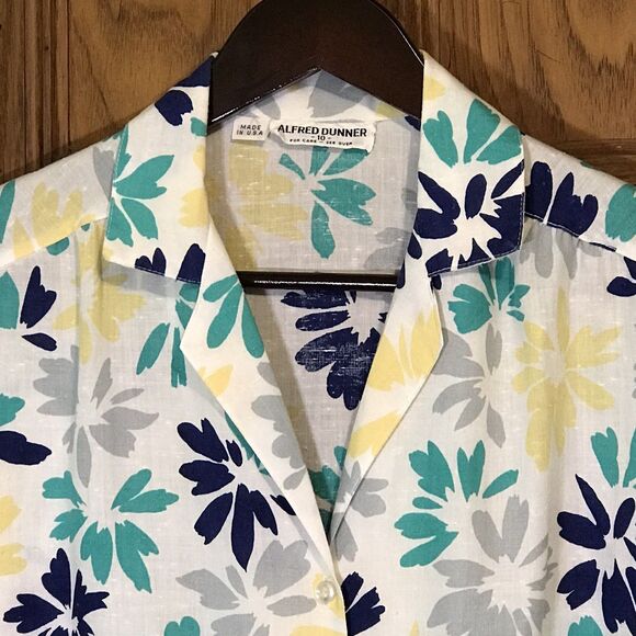 Alfred Dunner Linen Women's 10 Multi-Color Floral Blouse Short Sleeve Button-Up - Picture 2 of 10